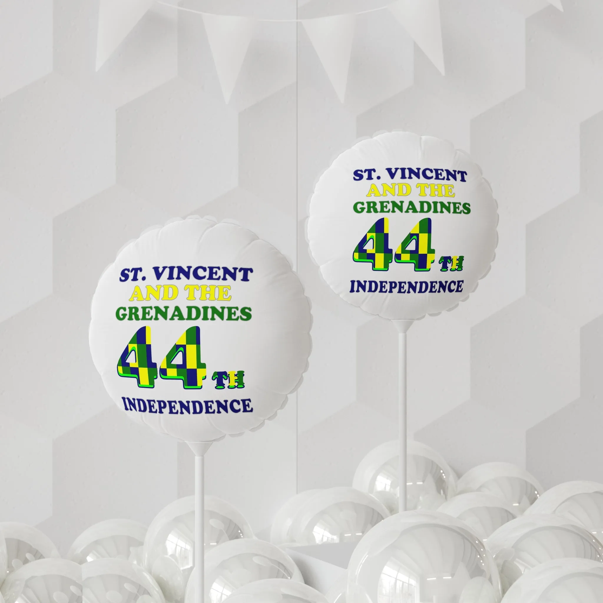 44th Independence St. Vincent and the Grenadines Balloon (Round and Heart-shaped), 11"