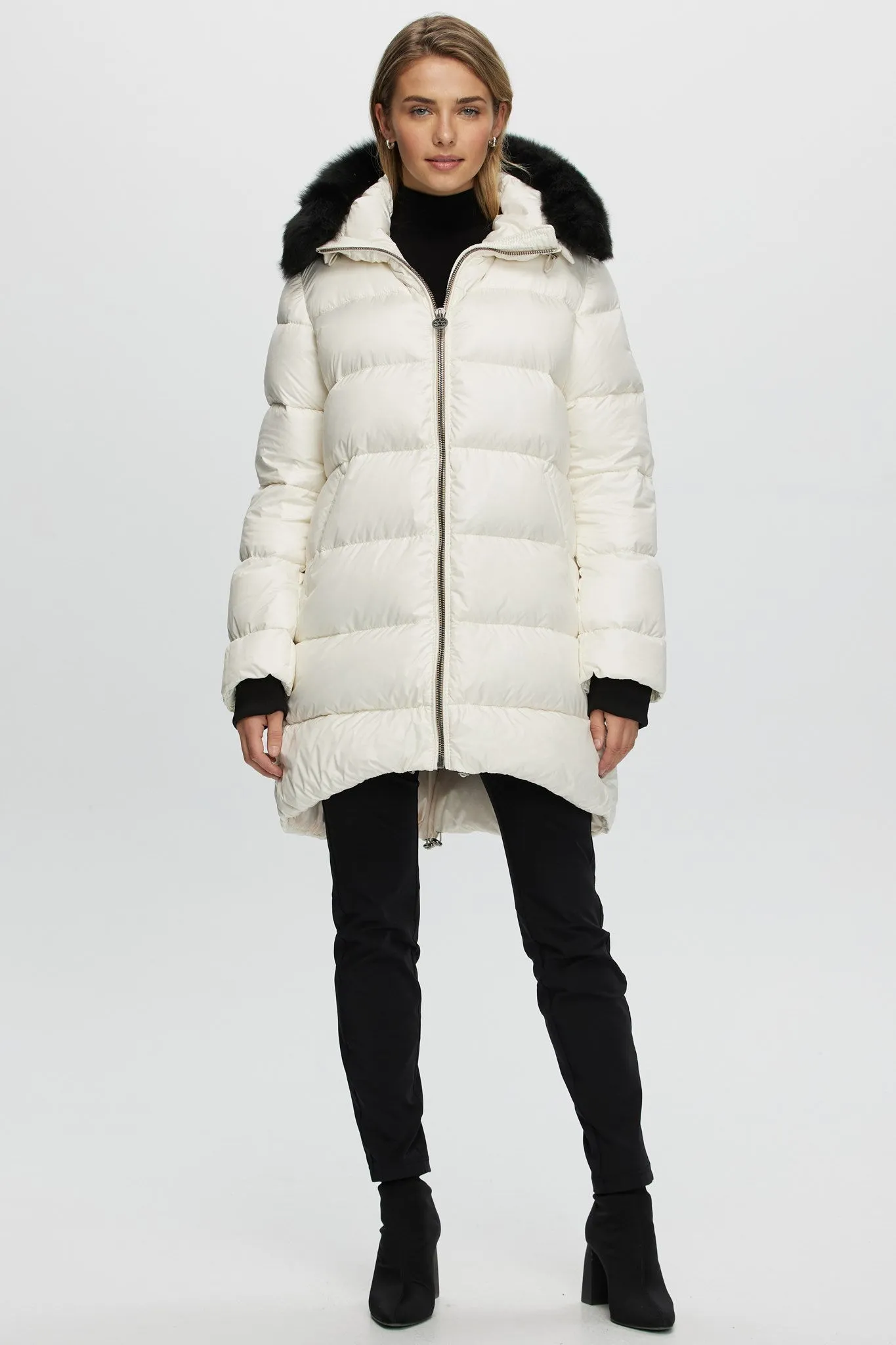 APRES-SKI JACKET WITH DETACHABLE TOSCANA SHEARLING LAMB HOOD TRIM