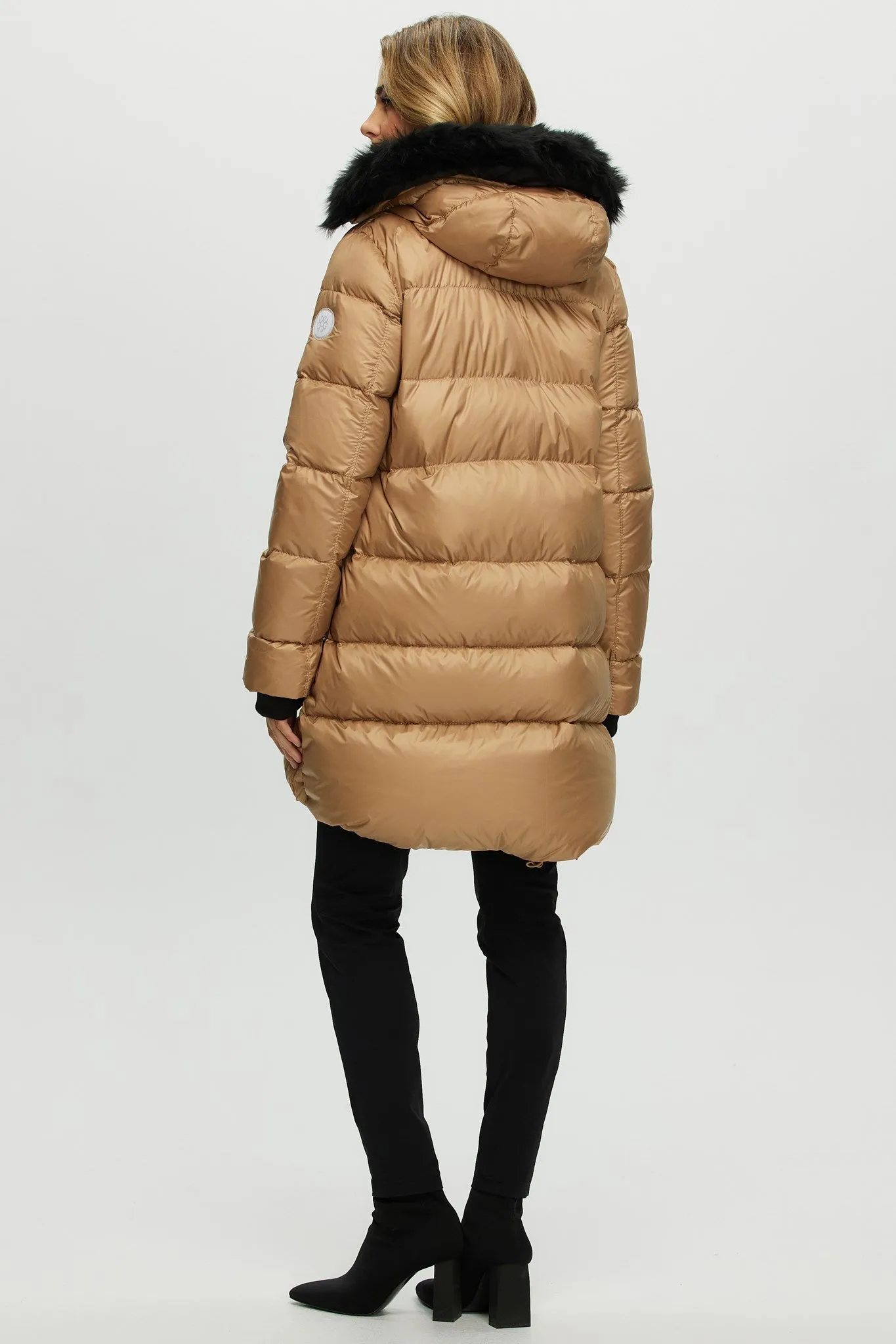 APRES-SKI JACKET WITH DETACHABLE TOSCANA SHEARLING LAMB HOOD TRIM