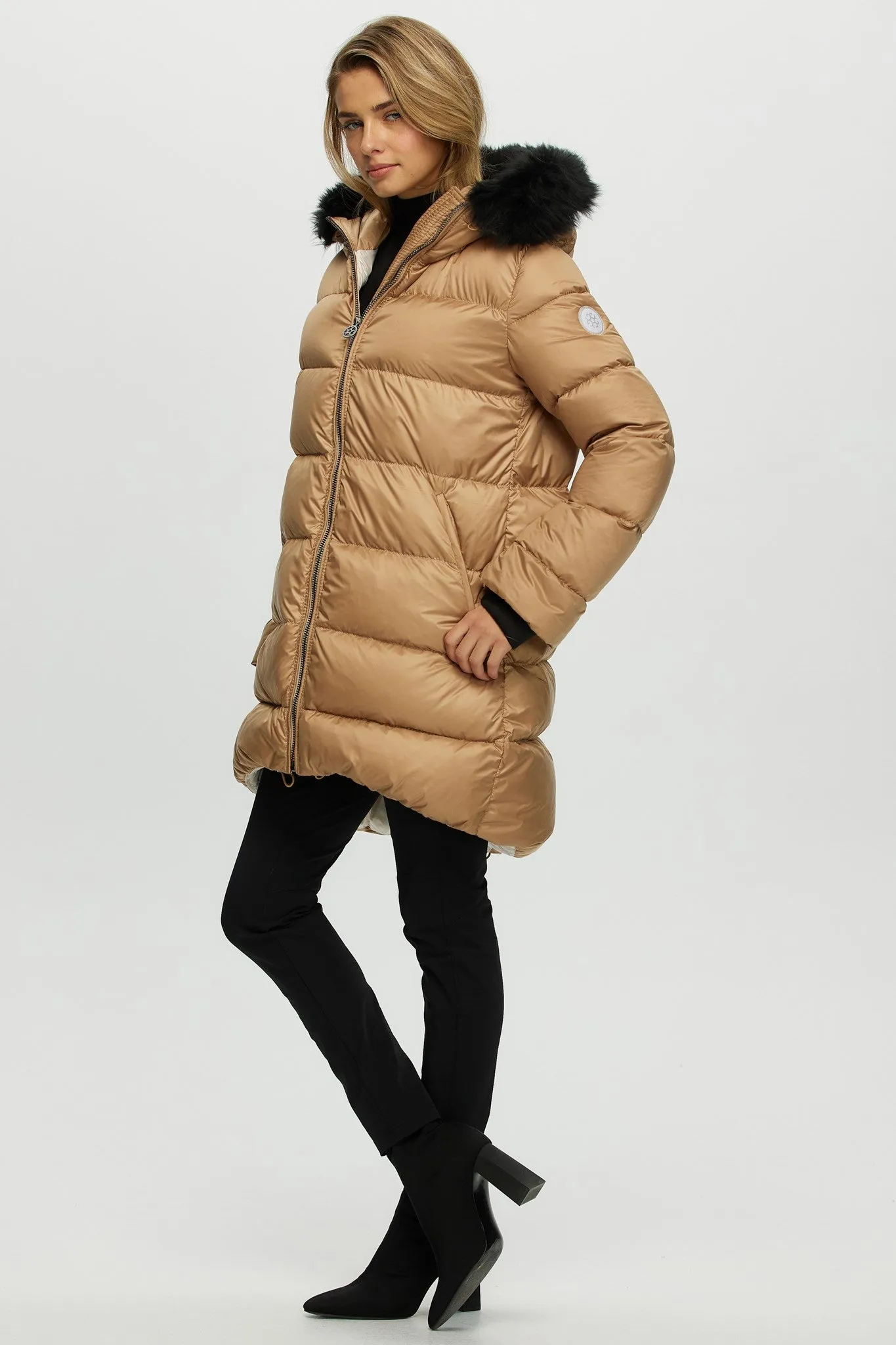 APRES-SKI JACKET WITH DETACHABLE TOSCANA SHEARLING LAMB HOOD TRIM