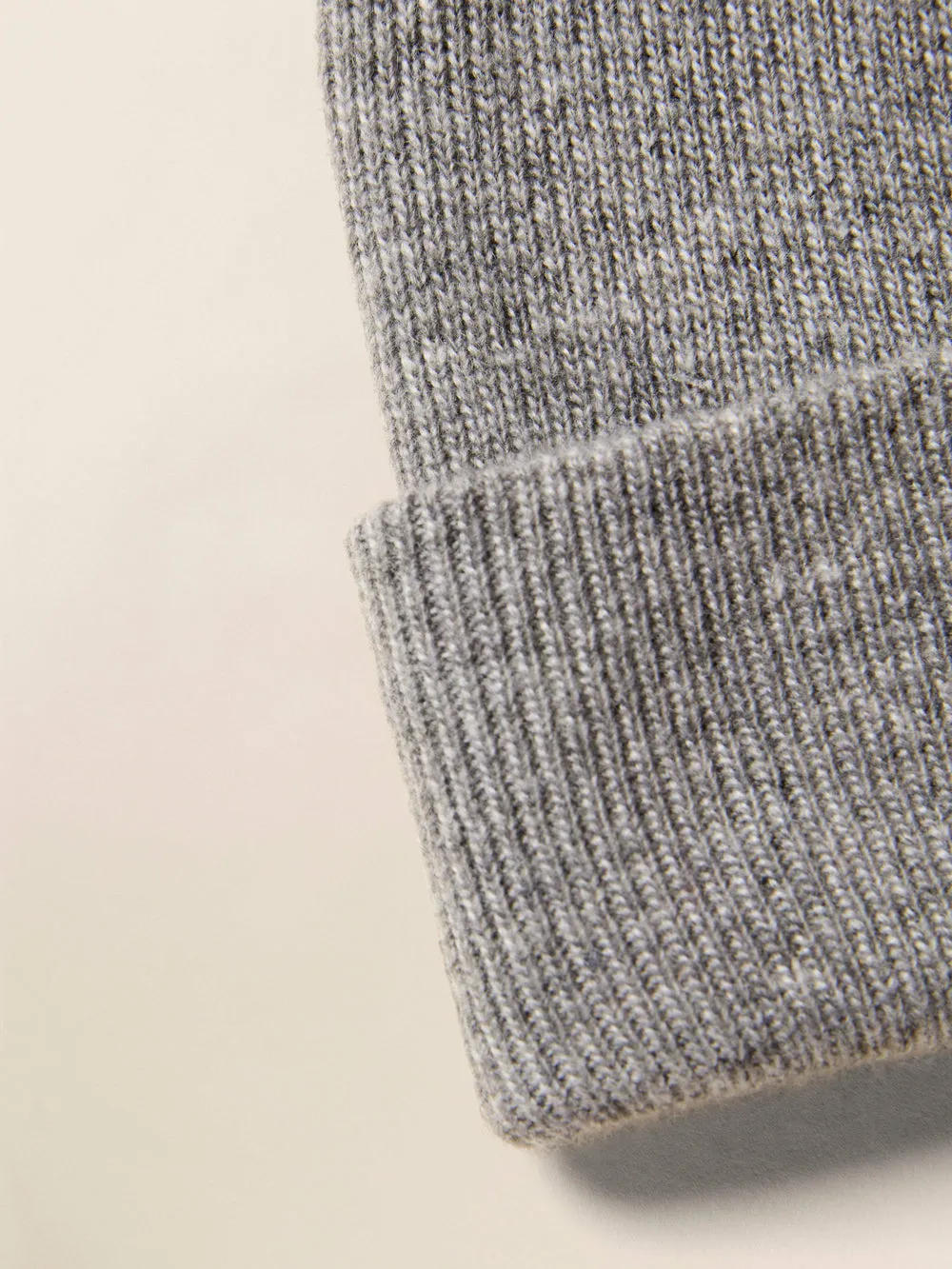 CORE LOGO BEANIE - GREY HEATHER