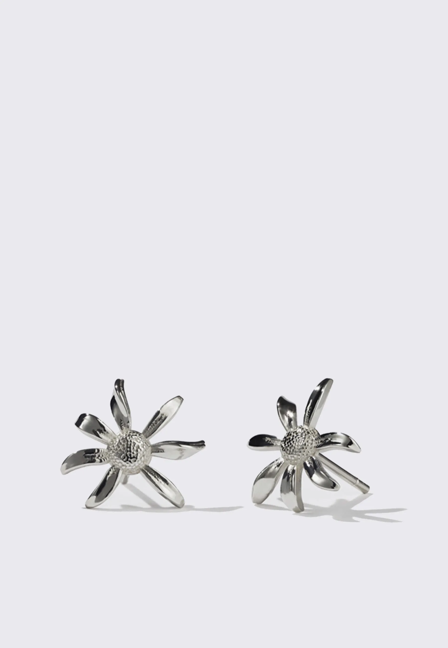 Daisy Stud Earrings - Silver