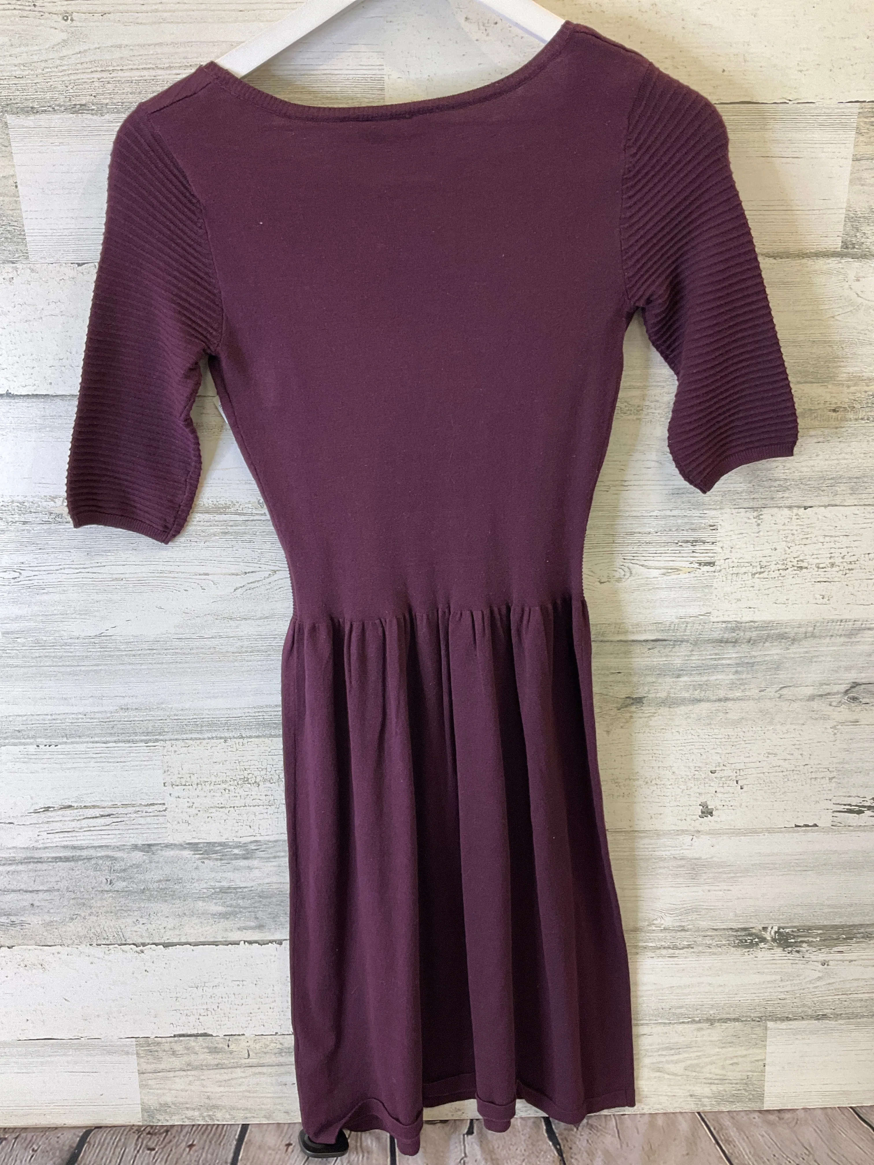 Dress Sweater By Clothes Mentor In Red, Size: Xs