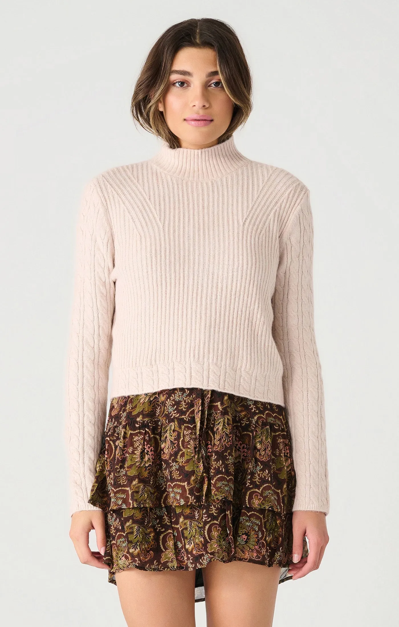 Mock Neck Cable Knit Sweater (Dex)