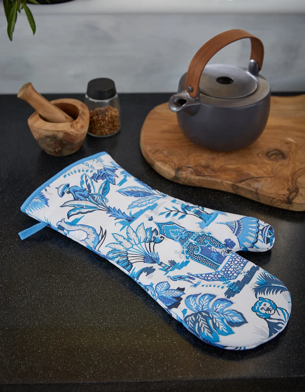 Oven Mitt "India Blue"