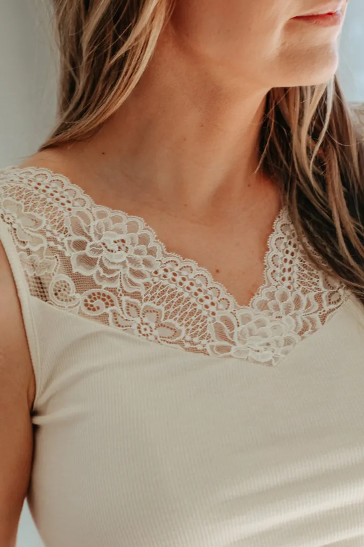 Ribbed Lace Trim Tank