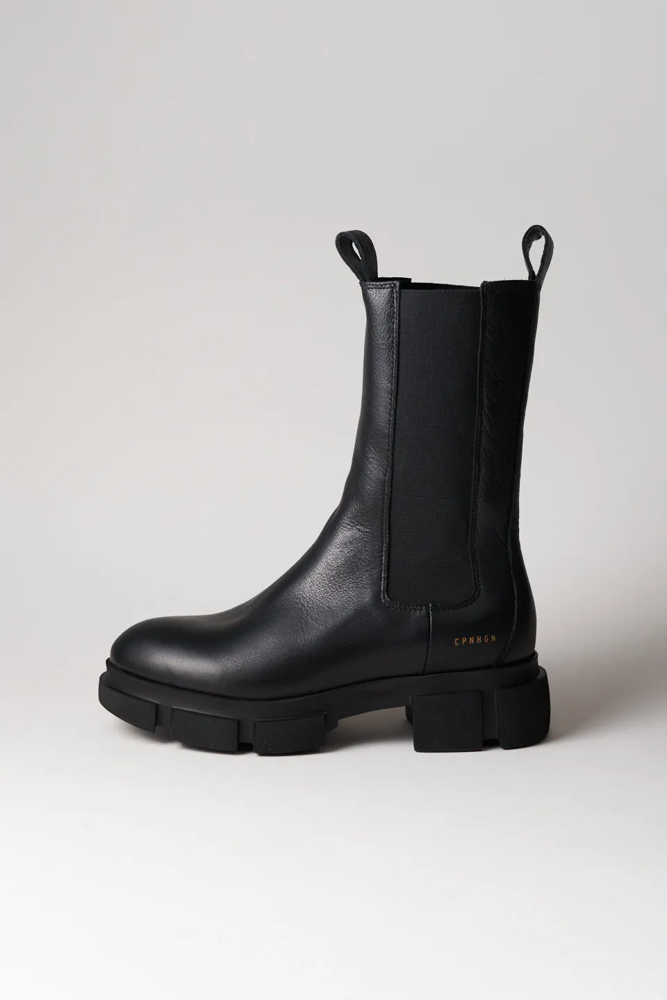 Vitello Black Chelsea Boots