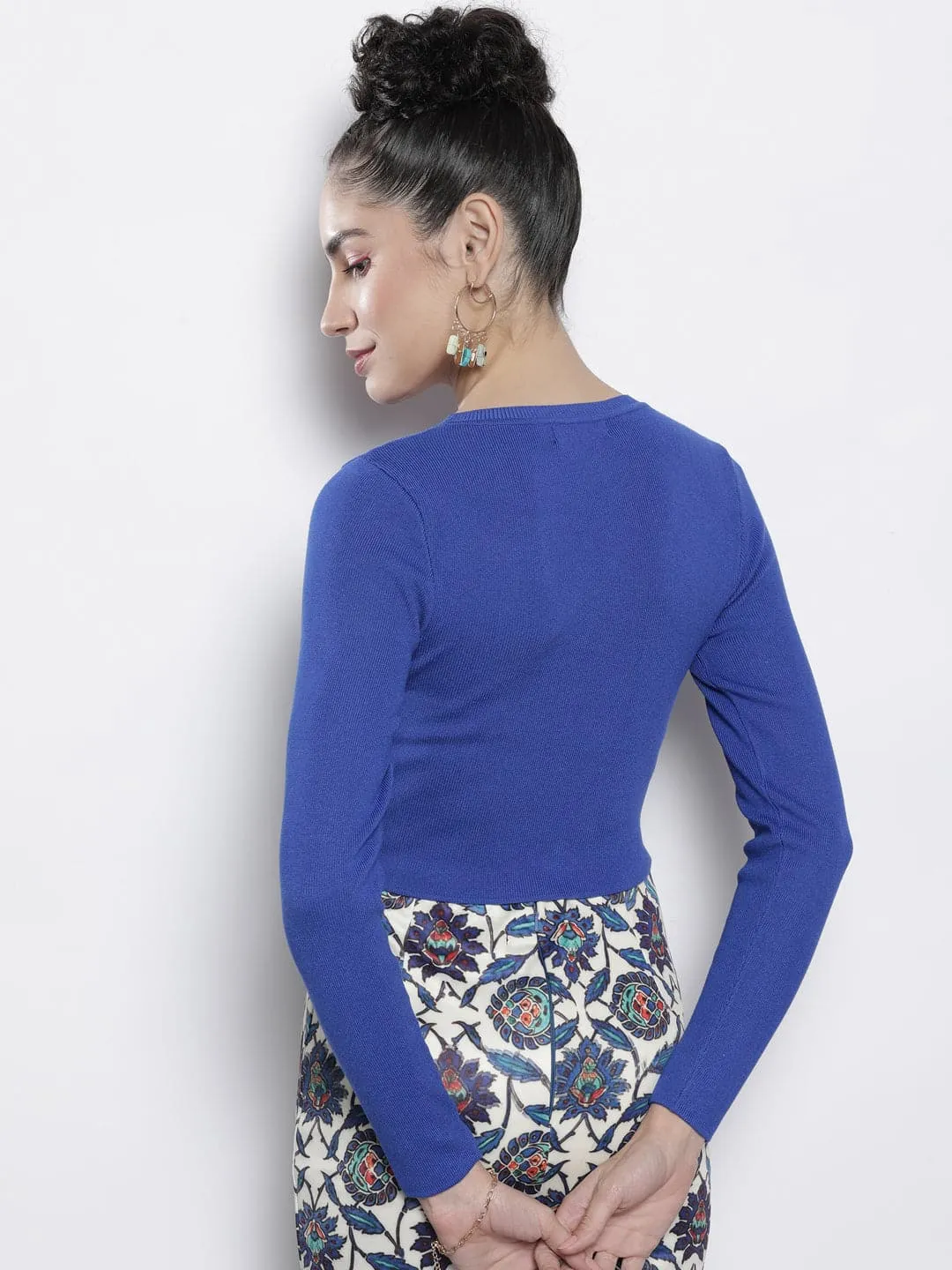 Women Blue Rib Round Neck Full Sleeves Crop Sweater