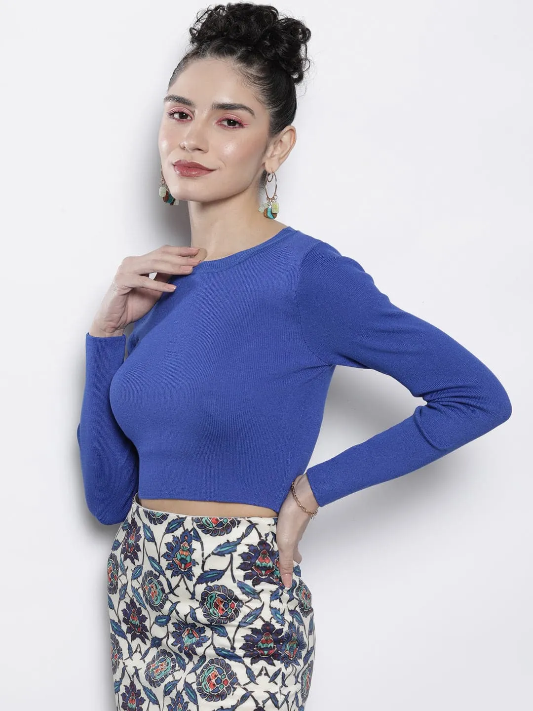 Women Blue Rib Round Neck Full Sleeves Crop Sweater